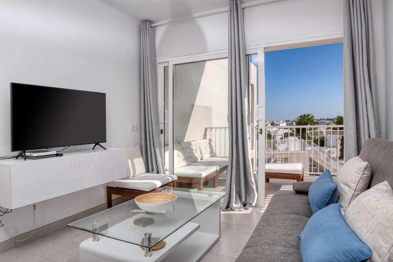 Sunset View Modern Private Poolside Apartment كوستا تاغيسي المظهر الخارجي الصورة